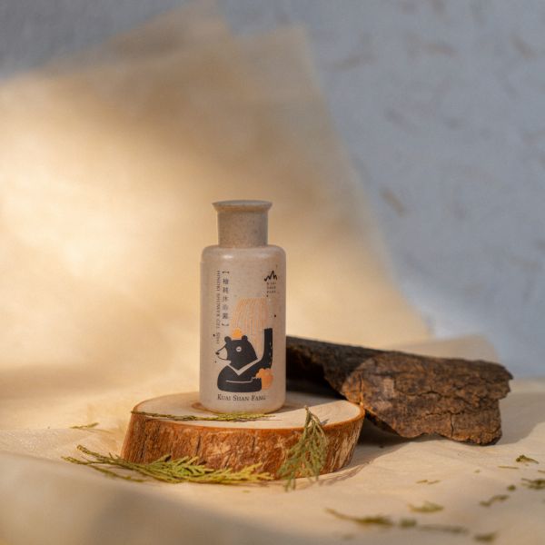 檜純沐浴露50ml - 瓶身含30%麥稈